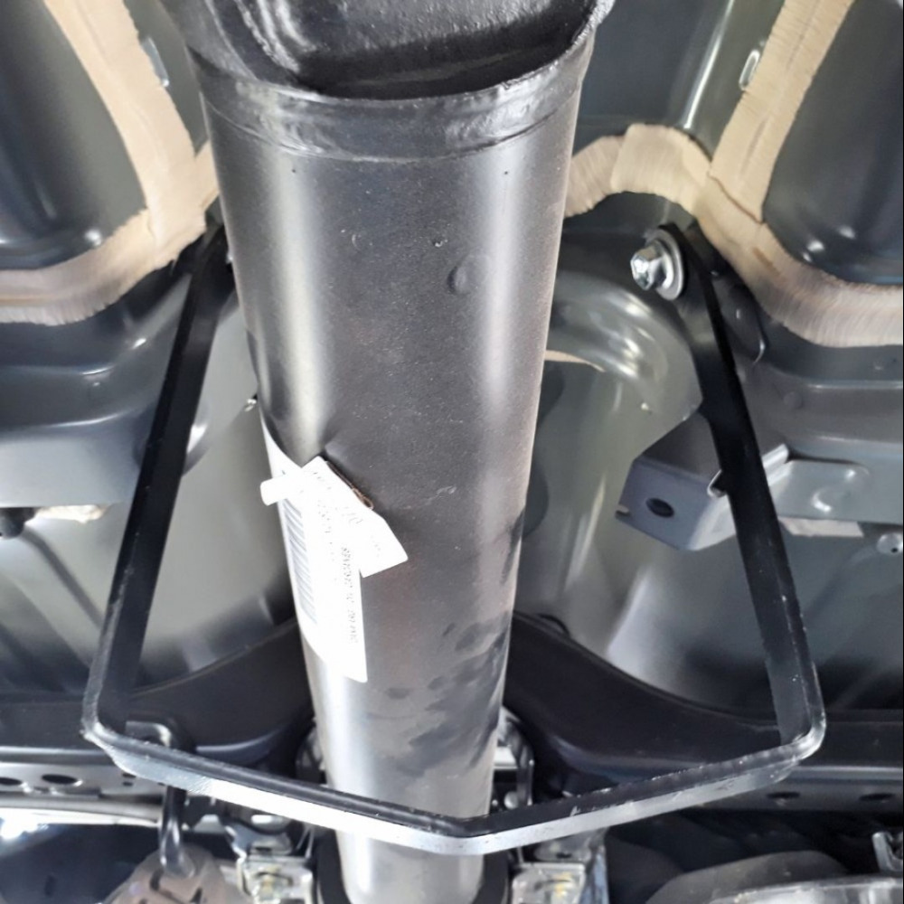 protector-seguridad-arbol-de-transmision-toyota-hilux-cabina-simpledoble-mod-05-15-asp149-toyota